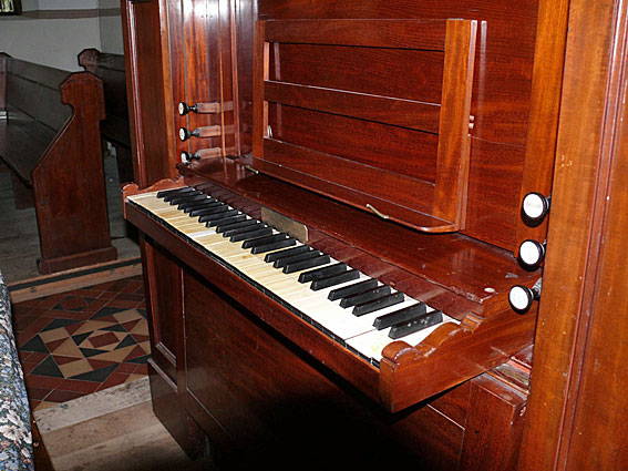 Christ Church Anglican Church, Bong Bong, NSW - console