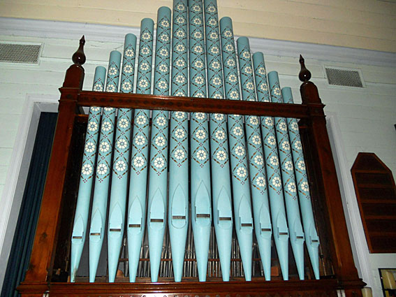 Darnum Musical Village : organ – detail of facade pipes