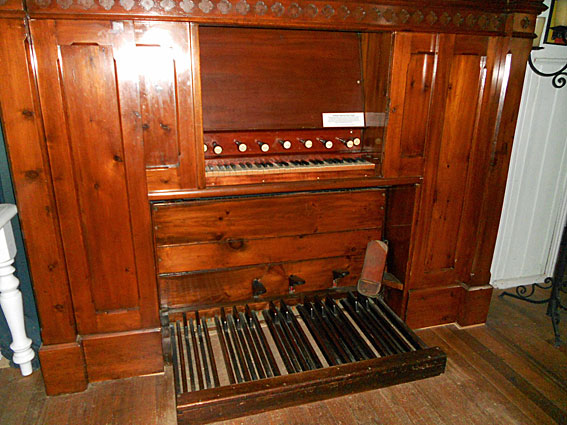 Darnum Musical Village : console