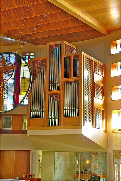 Organ console at St John the Baptist Catholic Church